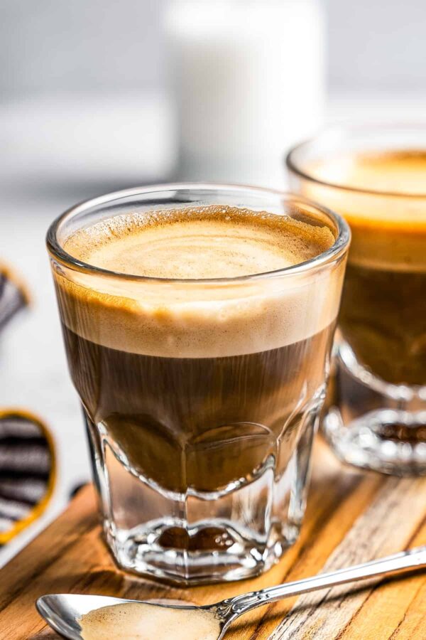 KAPE CORTADO